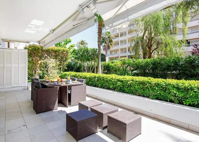 Cristal Croisette Yourhosthelper Apartman *