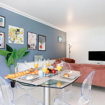 Cristal Croisette Yourhosthelper * Cannes